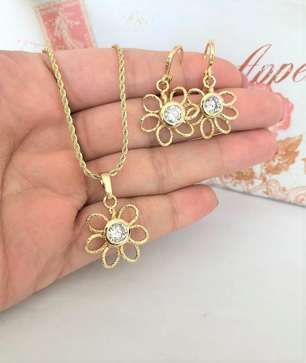 Set pandantiv, cercei, LANTISOR din aliaj de zinc, placat cu aur de 14k